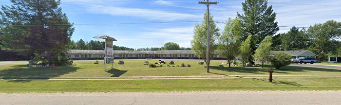 Knollwood Inn - Web Listing (newer photo)